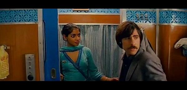  Darjeeling limited train toilet fuck